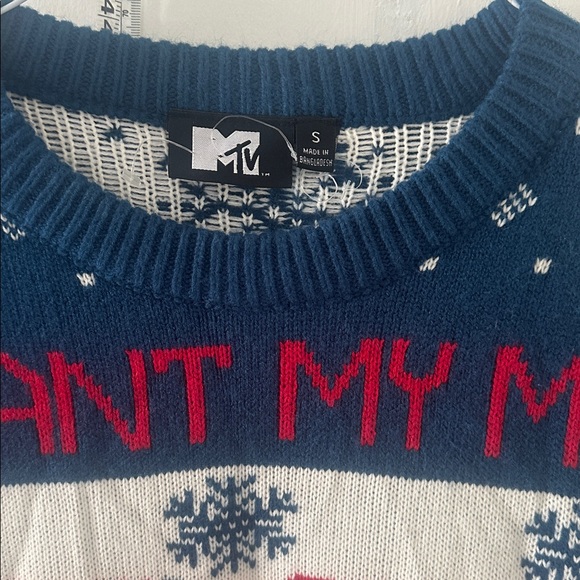 MTV Holiday Sweater - Picture 2 of 5